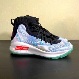 Under Armour Curry 4 ‘More Magic’ GS size 7Y